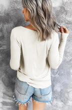 Simple V Top